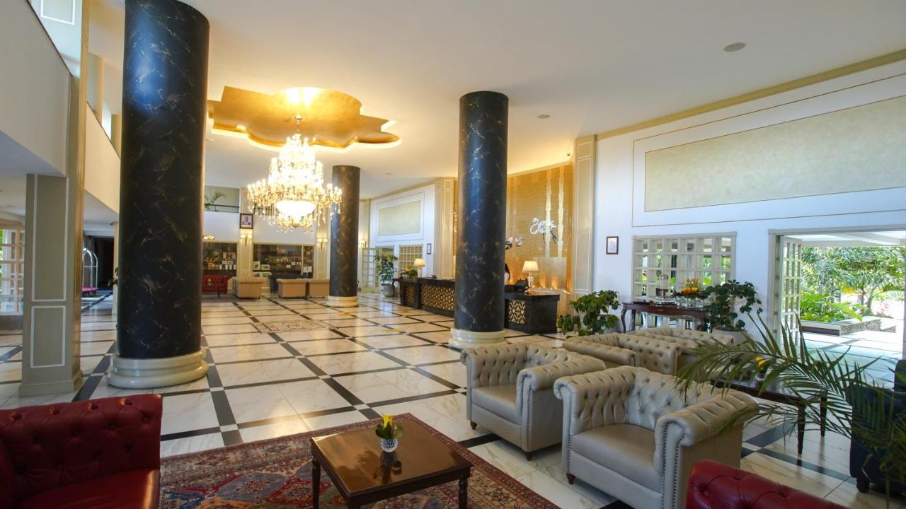 Sarova Woodlands Hotel And Spa Накуру Экстерьер фото