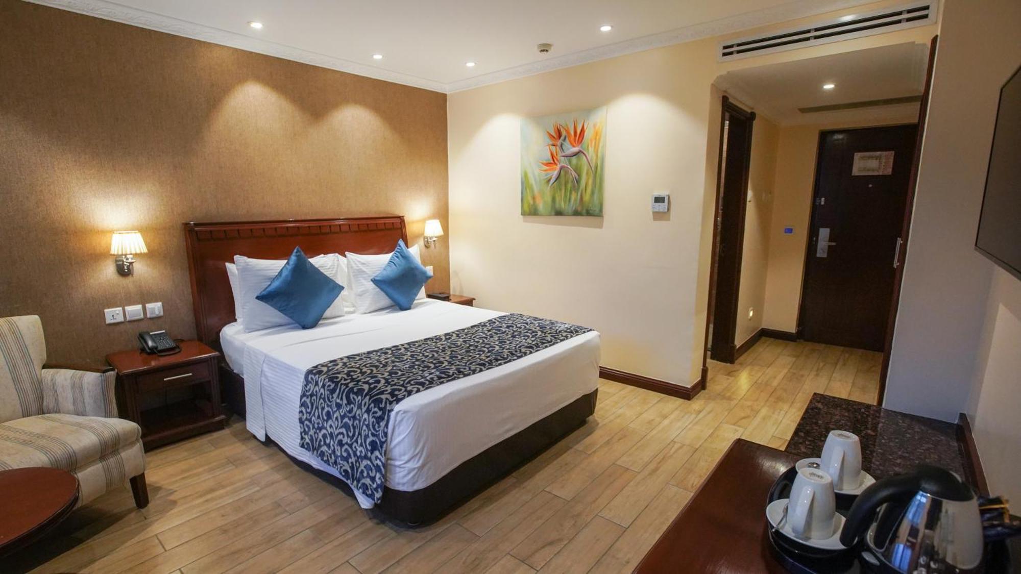 Sarova Woodlands Hotel And Spa Накуру Экстерьер фото