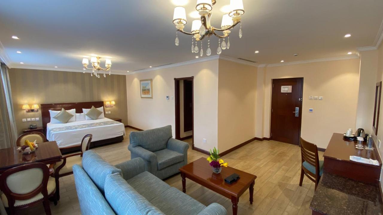 Sarova Woodlands Hotel And Spa Накуру Экстерьер фото