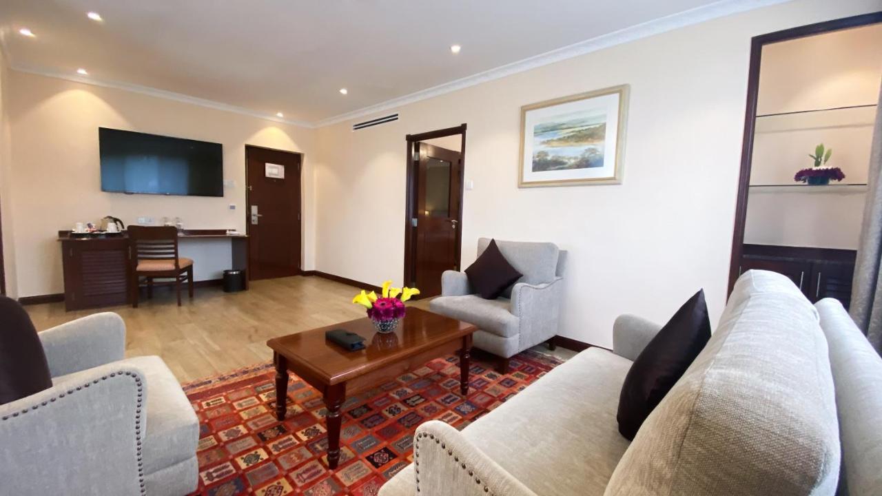 Sarova Woodlands Hotel And Spa Накуру Экстерьер фото
