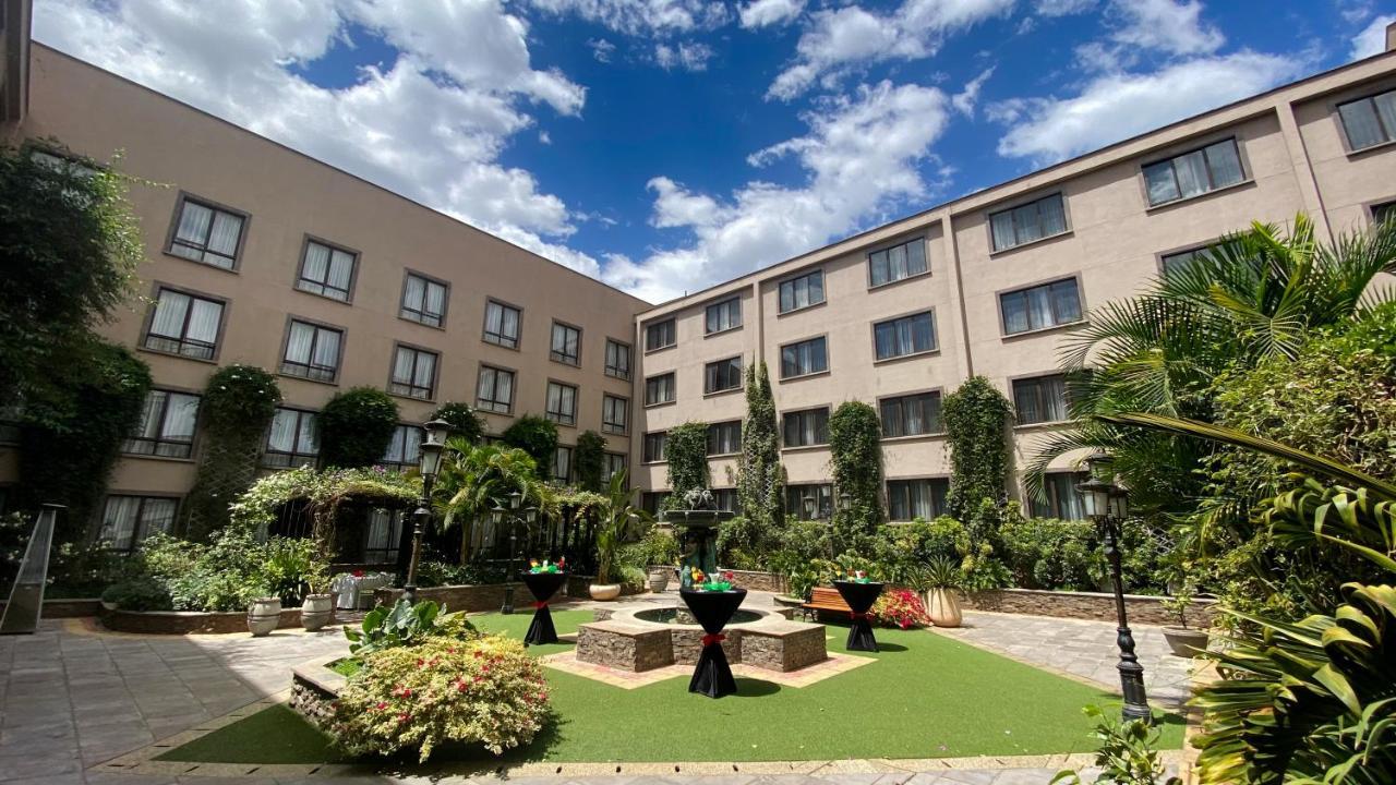 Sarova Woodlands Hotel And Spa Накуру Экстерьер фото
