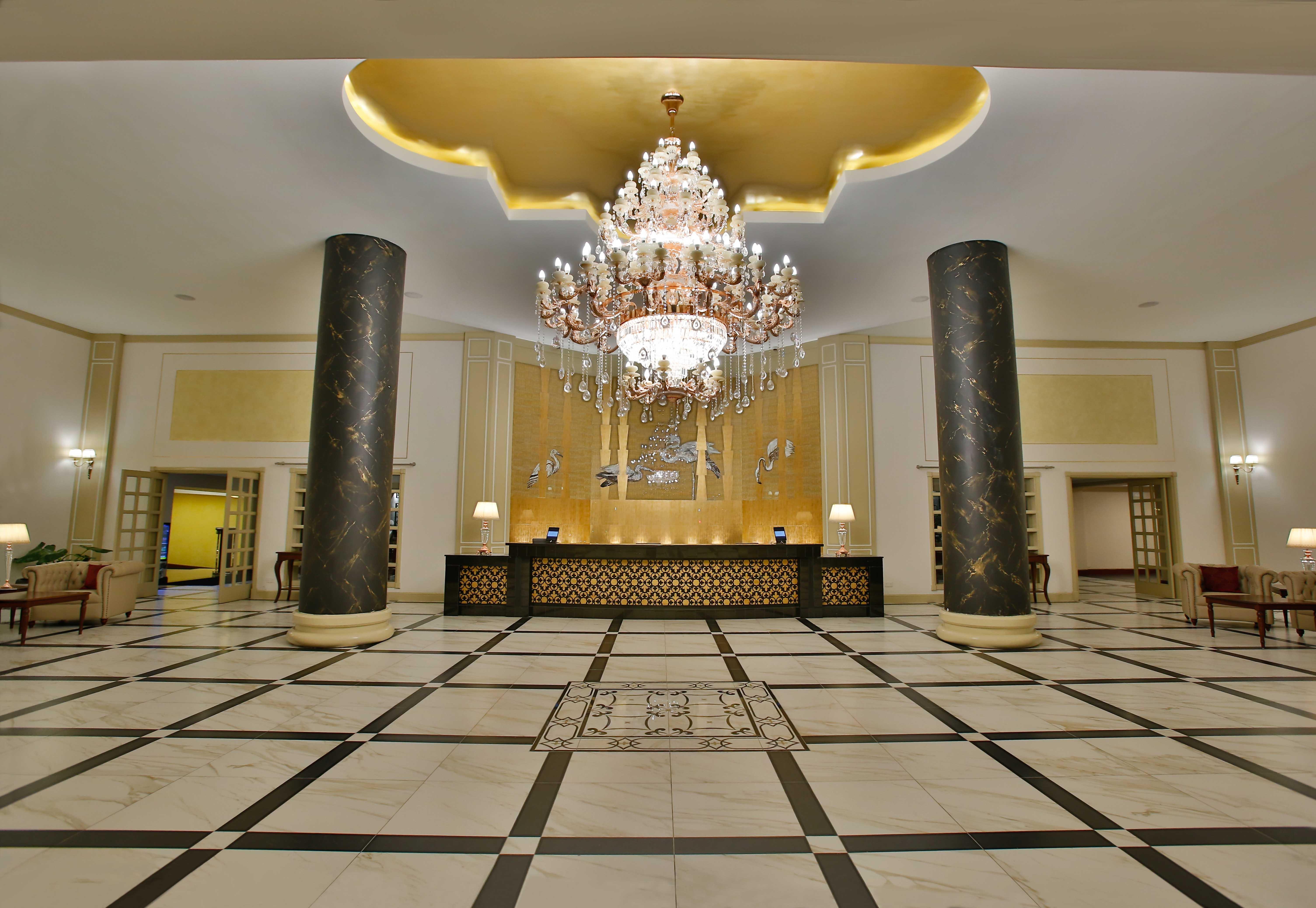 Sarova Woodlands Hotel And Spa Накуру Экстерьер фото